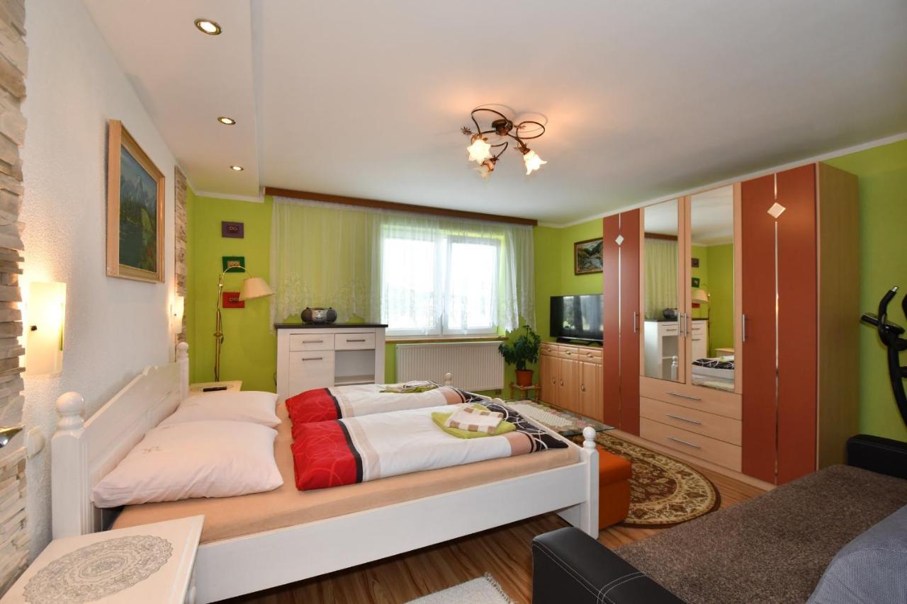 Ubytovanie U Jozefa / Strba Apartment Luaran gambar